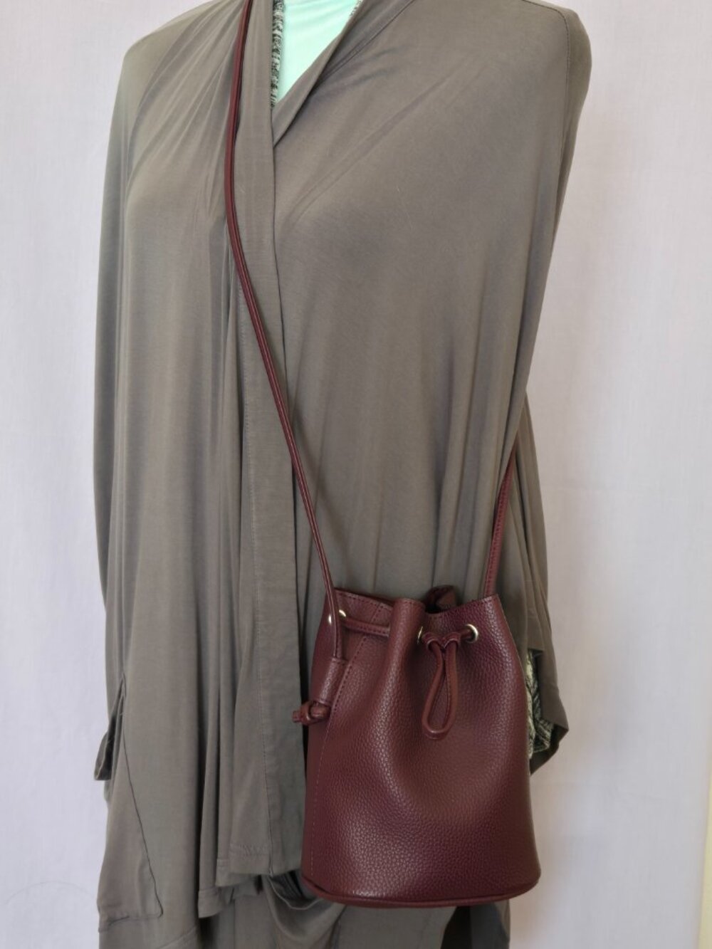 UNIQLO Faux Leather Drawstring Mini Shoulder Bag - Picture 2 of 14